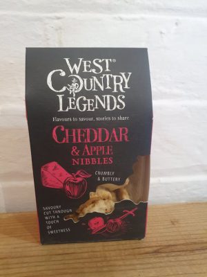 WEST COUNTRY LEGENDS CHEDDAR & APPLE NIBBLES