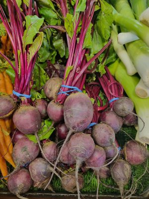 BUNCHED BEETROOT